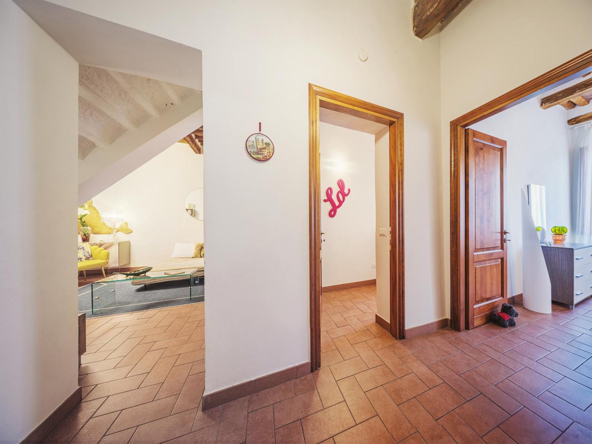 Michael'S Home - Cozy Apartment In The Heart Of לוקה מראה חיצוני תמונה
